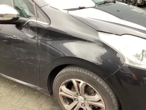 Scherm rechts-voor-8252391 (21637102)