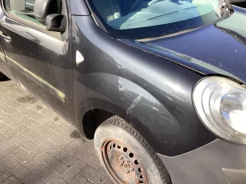 Scherm rechts-voor-8296521 (22286340)