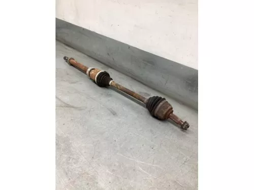 Aandrijfas rechts-voor-8145883 (21641599)