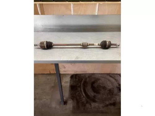 Aandrijfas rechts-voor-7328273