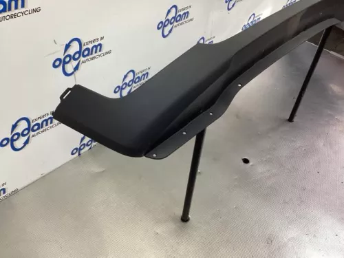 Spoiler- (16454083)