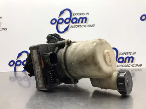 Stuurbekrachtiging Pomp-8156832 (21016401)