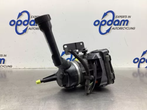 Stuurbekrachtiging Pomp-8062820