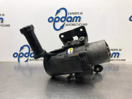 Stuurbekrachtiging Pomp-8105445