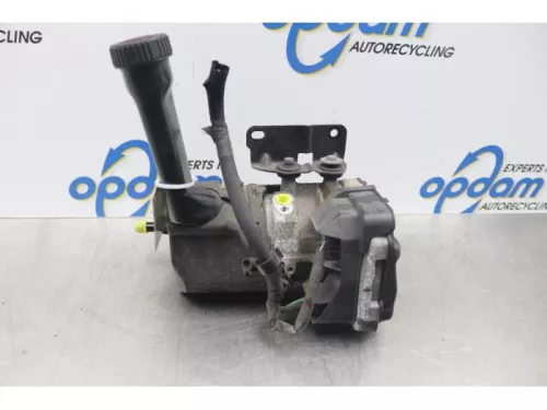 Stuurbekrachtiging Pomp-7588098