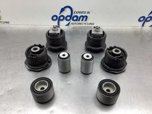 Subframe- (16454517)