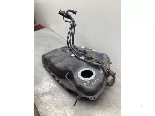 Tank-7922949 (18909450)