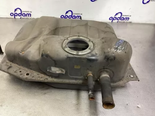Tank-8294315 (22166495)