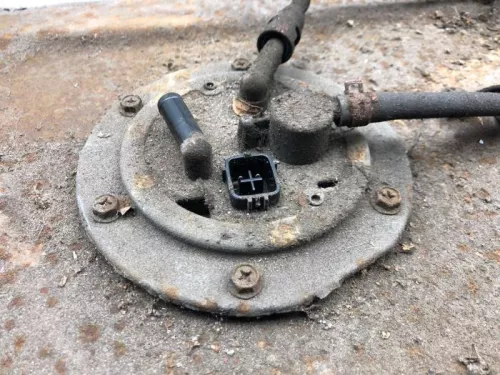 Tank-8232019 (21231649)