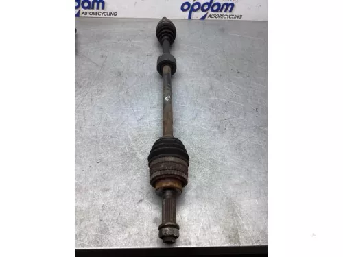 Aandrijfas rechts-voor Nissan