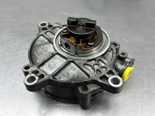 Vacuumpomp (Benzine)-8200924 (22486811)