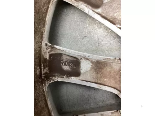 Velg-7939413 (19249280)