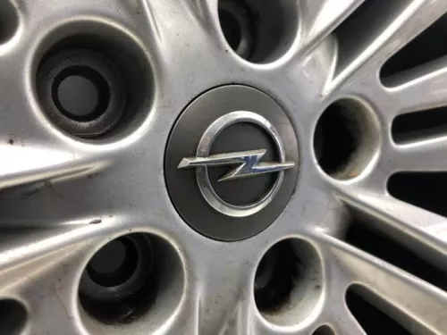 Velg-8160979 (20924090)