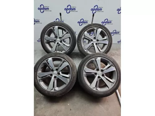 Velgen set + banden-8197799 (22678888)