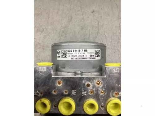 ABS Pomp-8253406 (21670720)