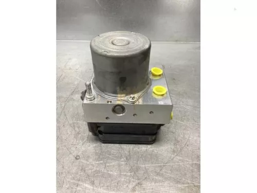 ABS Pomp-6916430 (17764259)