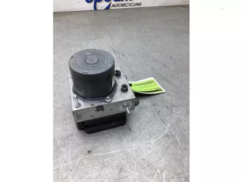 ABS Pomp-8286474 (22261259)