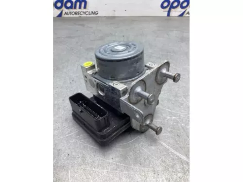 ABS Pomp-7925943 (18587927)