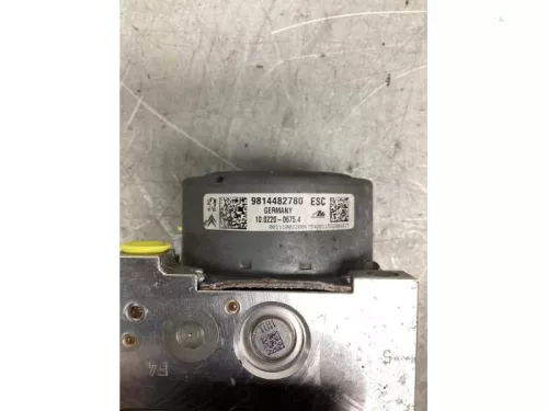 ABS Pomp-8194780 (21551059)