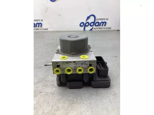 ABS Pomp-7939812