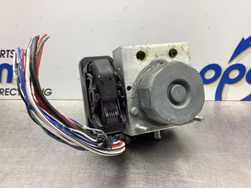 ABS Pomp-7614235 (17907641)