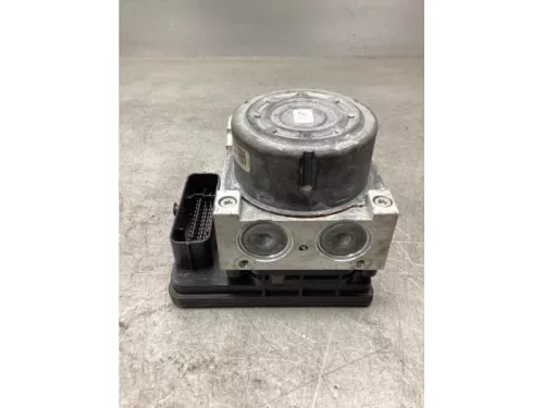 ABS Pomp-8132125 (21140980)