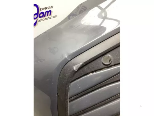 Voorbumper-8219184 (21087031)