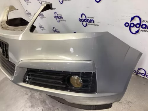 Voorbumper-8304718 (22373288)