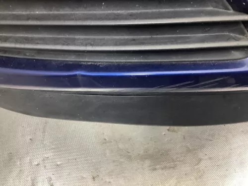 Voorbumper-8303272 (22343877)
