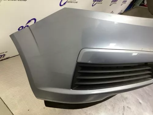 Voorbumper-8313618 (22628480)