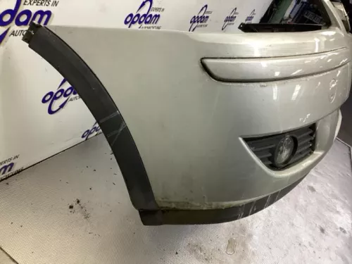 Voorbumper-8304488 (22328039)
