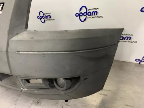 Voorbumper-8236956 (21316228)