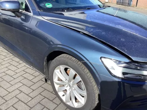 Voorkop compleet-8173226 (20533518)