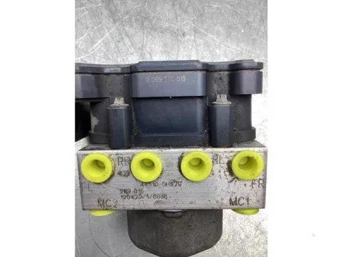 ABS Pomp-7855303 (17213208)