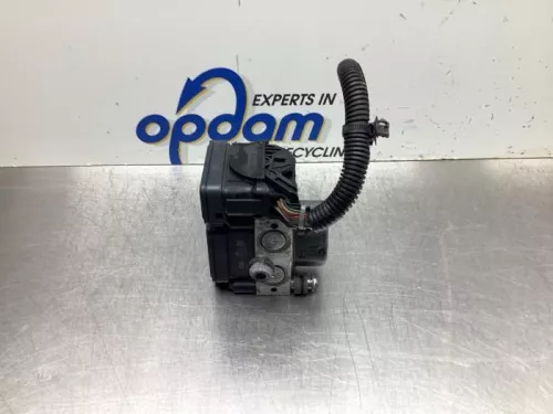 ABS Pomp-8114795