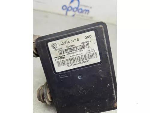 ABS Pomp-8233215 (21905189)