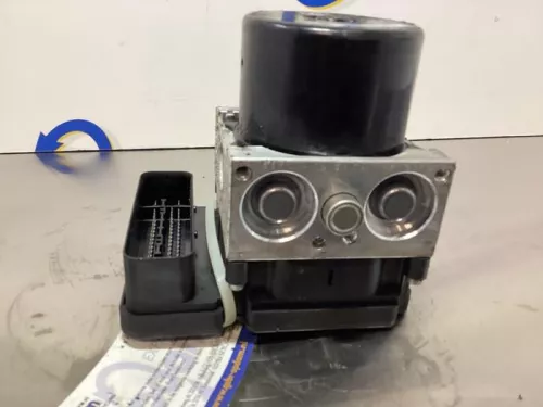 ABS Pomp-7877615 (14363654)