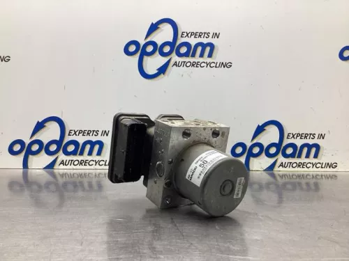 ABS Pomp-8099326