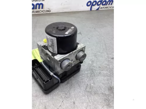 ABS Pomp-8291253 (22279580)