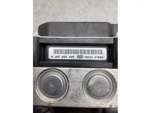 ABS Pomp-7856915 (17634397)