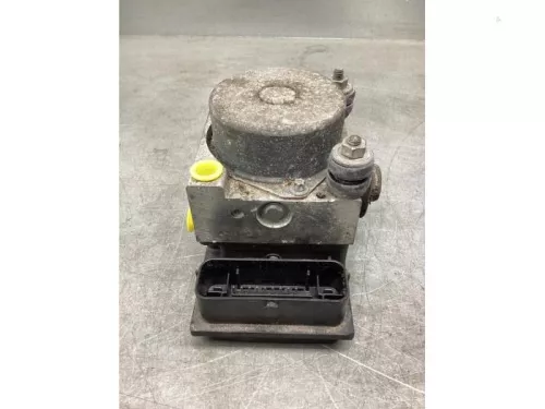 ABS Pomp-8208380 (21634268)