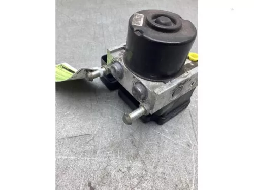 ABS Pomp-8258809 (22119373)