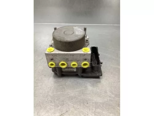 ABS Pomp-7862782 (17463463)