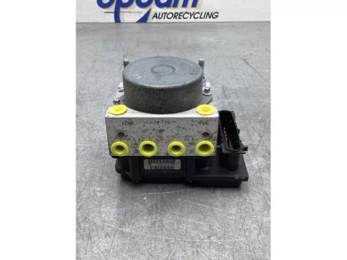 ABS Pomp-7870181 (18393399)