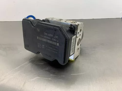 ABS Pomp-8228945 (21838599)
