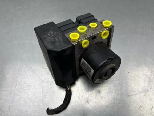 ABS Pomp-8151114 (22447171)