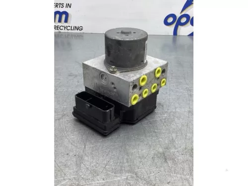 ABS Pomp-7441585