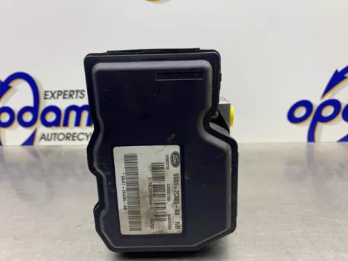 ABS Pomp-8180251 (21648940)
