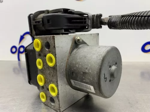 ABS Pomp-8180251 (21648940)