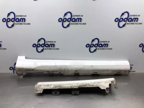 Zijskirt links-8206281